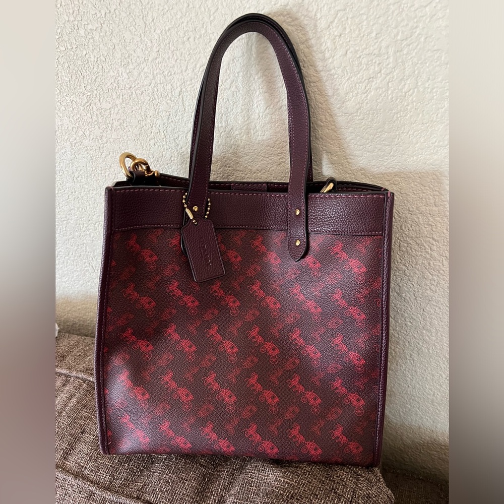 Coach Field 30 tote